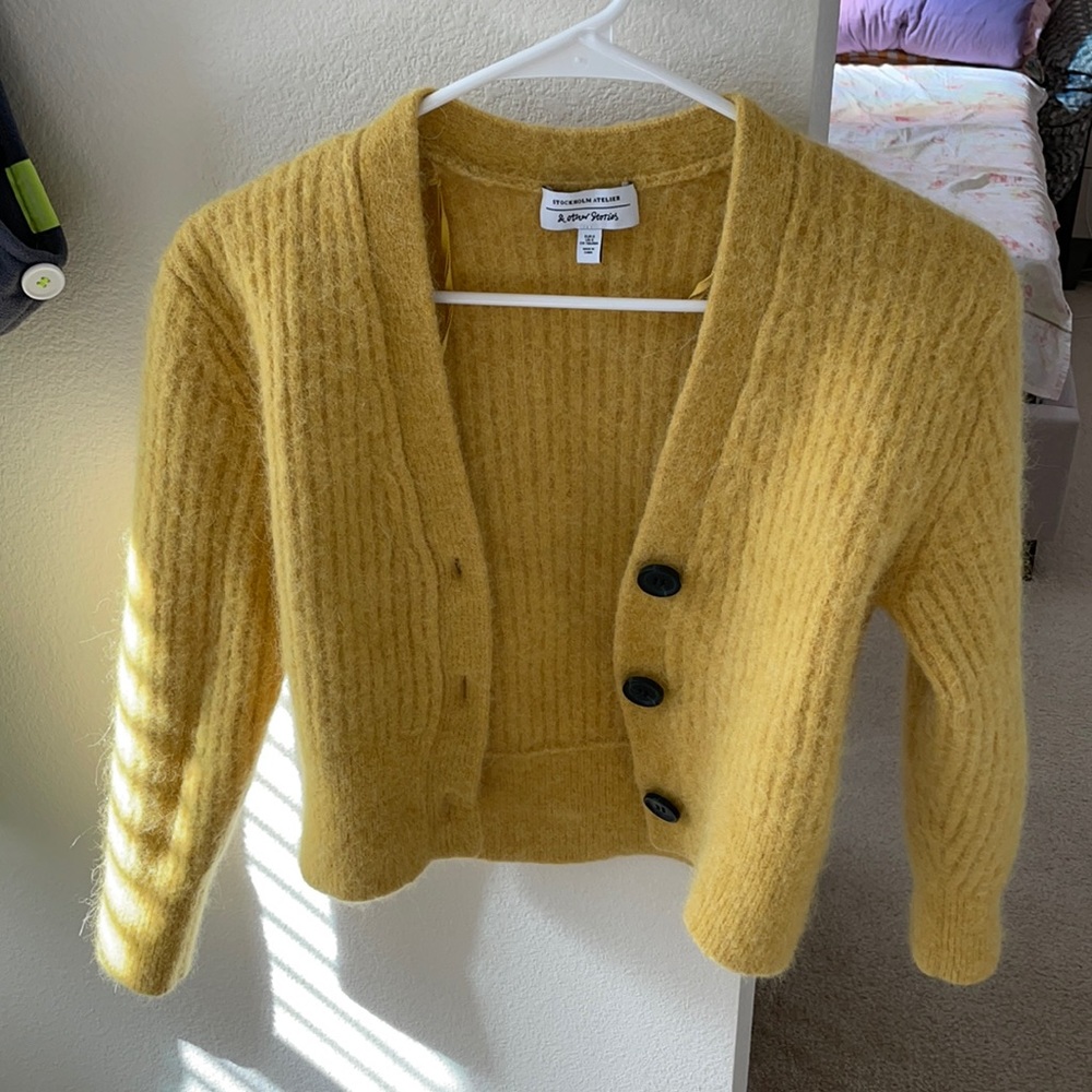 V neck cardigan